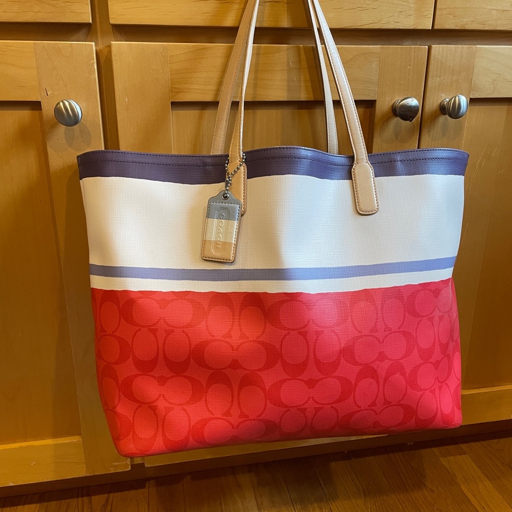 Coach Tote Bag for the beach! 🏖